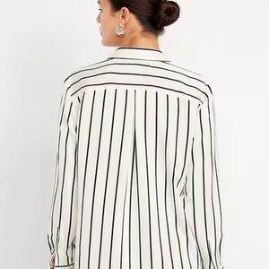 ✨NWOT Old Navy Black and White Striped Satin Shirt